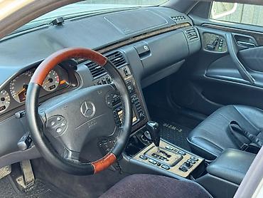 roewe e5: Mercedes-Benz E-Class: 2001 г., Автомат, Седан — 6