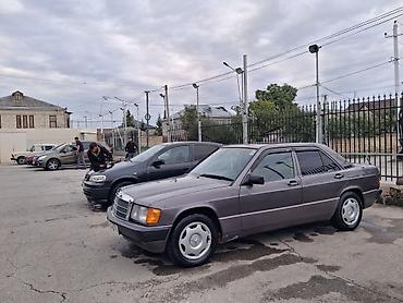 Mercedes-Benz: Mercedes-Benz 190 (W201): 1.8 л | 1992 г. Седан — 3