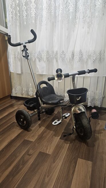 CD, DVD disklər və kassetlər: Uşaq üçtəkərli velosipedi - Metal karkaslı, möhkəm konstruksiya - Ön