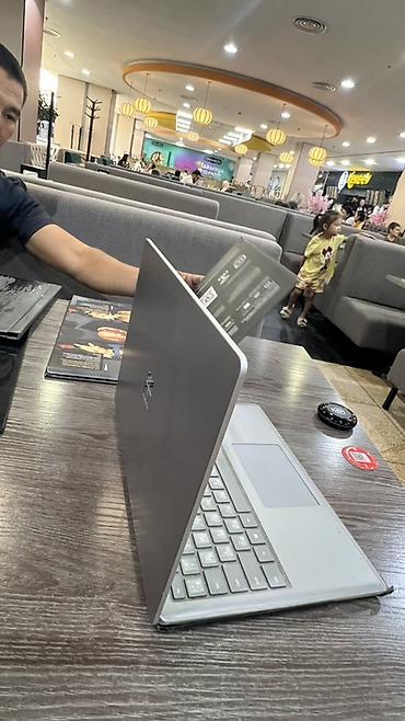 ноутбук surface: Microsoft Surface Laptop (серия 1) - Экран 13.5", сенсорный — 1