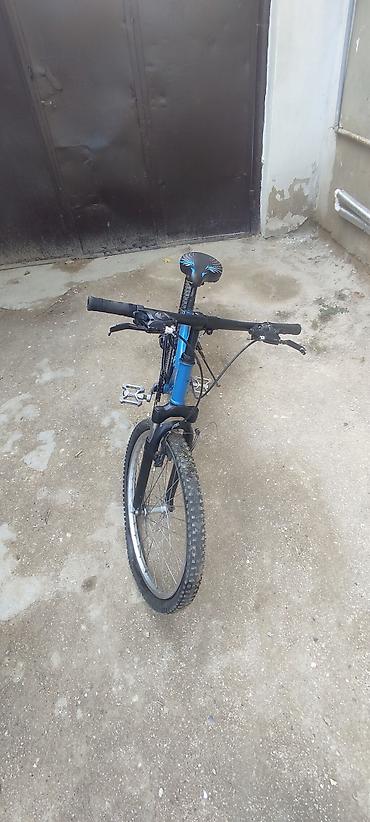 islenmis velosiped: Dağ tipli velosiped – mavi rəng Xüsusiyyətlər: 24 luk volosibet — 2