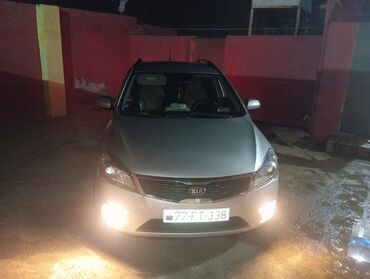 kvadrasikl satisi: Kia Ceed: 1.6 l | 2010 il Universal