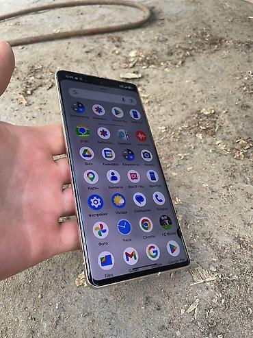 Google: Google Pixel 7 Pro — 8