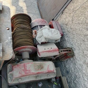 Садовые ножницы: Uc edədi 6000. Bu elektrik burazı, müxtəlif ağır yüklərin