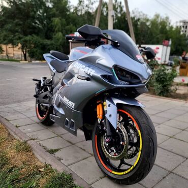 моторы электрические: Спортбайк Ducati, 500 куб. см, Электро, Чоңдор үчүн, Колдонулган