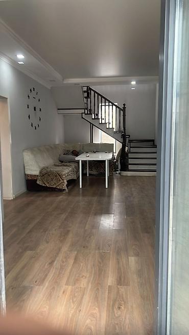 Продажа коттеджей и домов: 5 комнат, 210 м², 4 соток, Бишкек, Биримдик-Кут ж/м Собственник — 11
