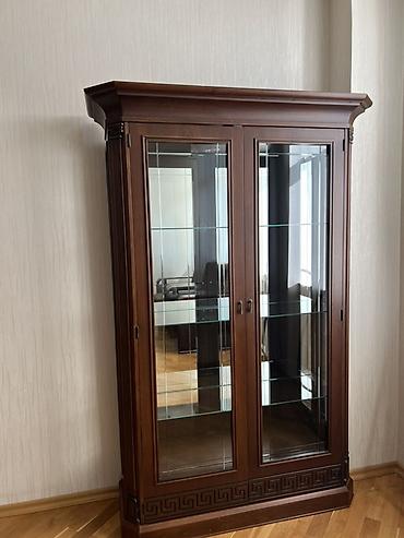 meblər: Qonaq otağı üçün mebel -Tumba böyük -Böyük ikiqapılı servant -TV — 1