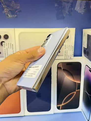 смартфоны google: Samsung Galaxy Z Fold5 - Форм‑фактор: складной смартфон с внешним и — 7