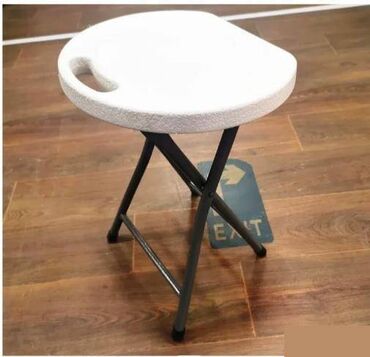 sto za sminkanje: Sklopiva stolica - 48 cm Kvalitetne stolice na sklapanje. Idealne za