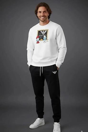 Duksevi: Muški duks sa printom – kolekcija sa Štrumpfovima Oni 5300 - Model — 13