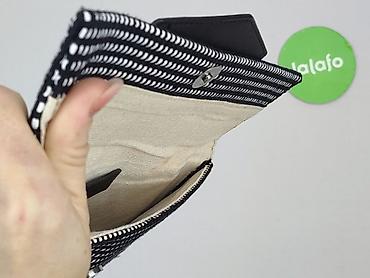 a blik: Kopertówka damska w czarno-białą kratkę - Styl: elegancka kopertówka — 4