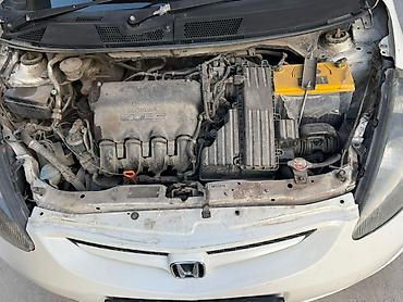 Honda: Honda Fit: 2001 г., 1.5 л, Вариатор, Бензин — 2