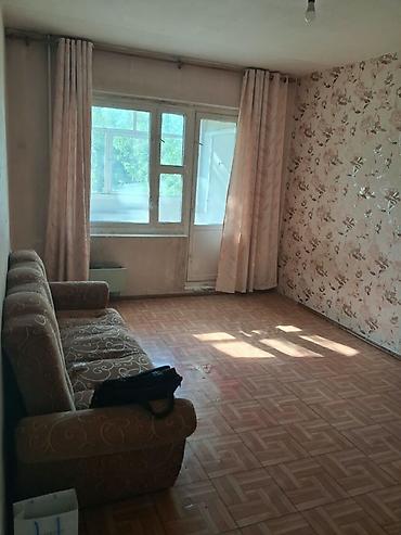 сниму квартиру в микрорайонах: 1 комната, Пишпек Риэлтор, Семейным, от 6 месяцев, Без мебели — 1