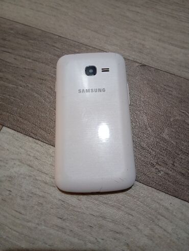 телефон fly duos: Samsung B7722 Duos, 4 GB, rəng - Ağ