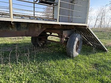 Другие аксессуары для шин, дисков и колес: Платформа для пчел На тракторной основе с откидной площадкой — 2