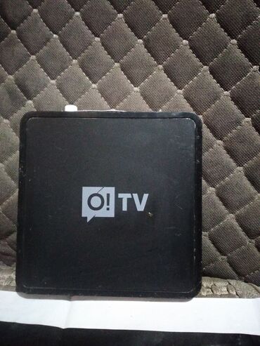samsung телевизоры: Продаю тв приставку imaqliq q-box цена 1100сом(тянет