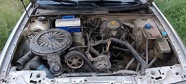 38 бмв: Audi 80: 1993 г., 2 л, Механика, Бензин, Седан — 4