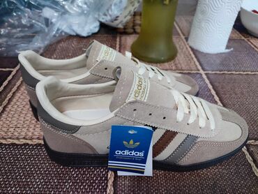 Patike: Patike, Adidas, veličina - 38 — 11