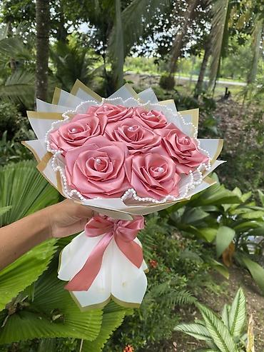 Ostali kućni dekor: Ručni buketi ruža – dekorativni i svečani aranžmani - Elegantni — 2