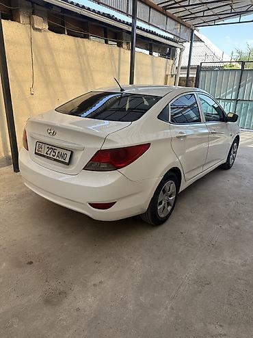 solaris accent: Hyundai Solaris: 2013 г., 1.6 л, Автомат, Бензин, Седан — 4
