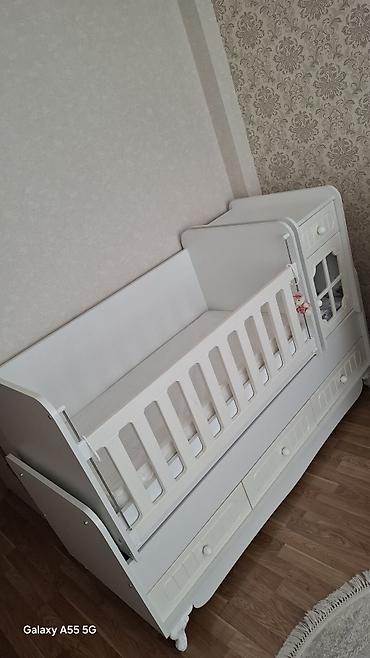 ortopedik dosek: Ağ rəngli çoxfunksiyalı uşaq beşiyi/transformer: - Geniş beşik — 1