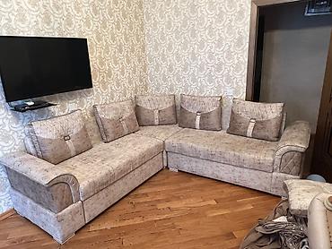 divanar: Divan satılır 280₼. Əla vəziyyətdədir. Bir tərəfi bazalıdır, bir — 1