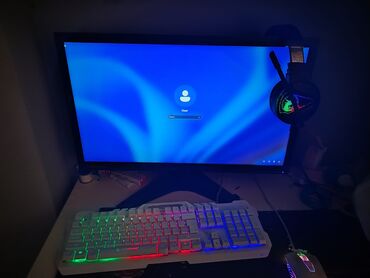 Masaüstü kompüterlər və iş stansiyaları: Dəstə daxildir: kompüter, Lenovo monitor, bahalı oyun siçanı — 3