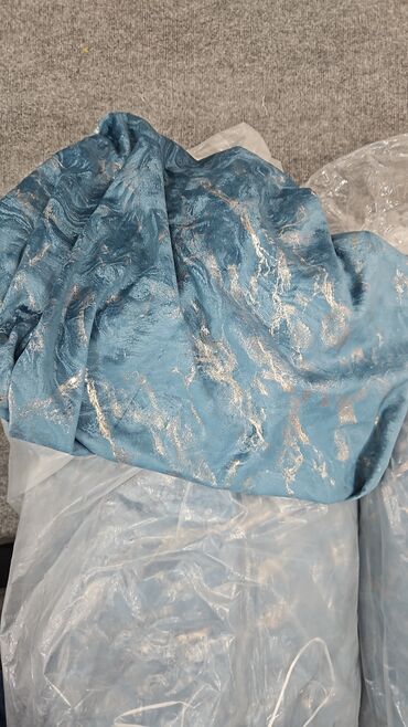 Pərdə və tüllər: Zərif mavi rəngli, damarlı dizaynlı pərdə. Yüksək keyfiyyətli — 3