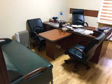 Ofislər: Nəsimi rayonu ərazisində səfirlik üçün tam yararlı 1600 kvm 5 — 2