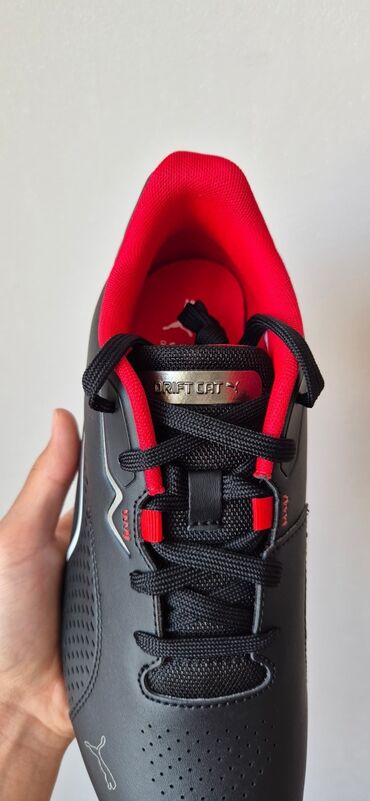 Кроссовки и спортивная обувь: Продаю оригинальные и новые пары кед и кроссовок. Карусель ниже👇 — 15