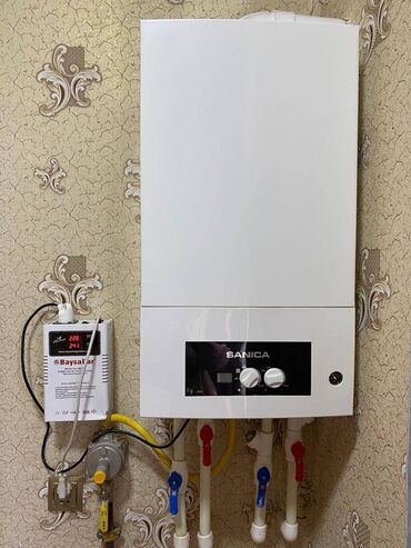 Uzunmüddətli kirayə mənzillər: Əcəmi metrosunun yaxınlığında 5 mertebeli binanın 5-ci mərtəbəsində — 10