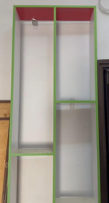 Salon, tibbi mebel: Ofis, magaza ve.s. ucun ref.
Hundurluyu 245
Uzunlugu 70
Eni 22 — 2