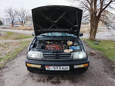 transporter multivan: Volkswagen Vento: 1992 г., 1.8 л, Механика, Бензин, Седан — 8
