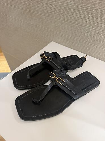 Босоножки, сандалии, шлепанцы: Босоножки, 39, Massimo Dutti, Б/у, цвет - Черный, Самовывоз, Платная доставка — 2