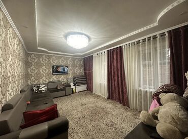 обмен на квартиры: Дом, 60 м², 3 комнаты, Агентство недвижимости, Старый ремонт