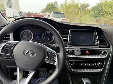 не таксованная: Hyundai Sonata: 2019 г., 2 л, Автомат, Газ, Седан — 10
