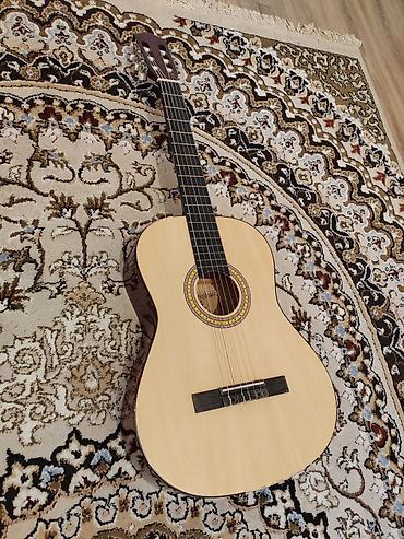 gitara: Klassik gitara, İşlənmiş, Ünvandan götürmə, Pulsuz çatdırılma, Ödənişli çatdırılma — 4