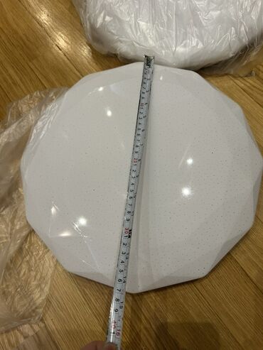 listir: Led Çılçıraq, Plastik