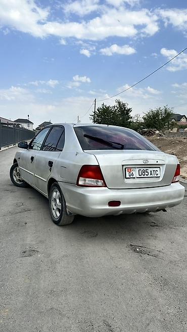 Транспорт: Hyundai Accent: 2002 г., 1.3 л, Механика, Бензин, Седан — 3