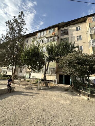 продажа домов джалал абад: 2 комнаты, 55 м², 107 серия, 1 этаж, Косметический ремонт