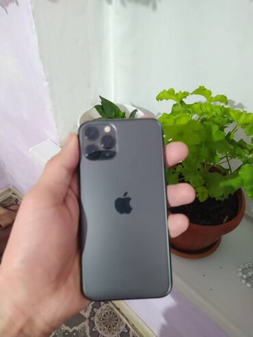 iphone xr бишкек цена: IPhone 11 Pro, Колдонулган, 256 ГБ, Заряддоочу түзүлүш, Коргоочу айнек, Каптама, 69 %