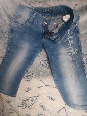 Женские брюки: Брюки разные, мужские,женские на подростка. качество хорошее. размеры — 28