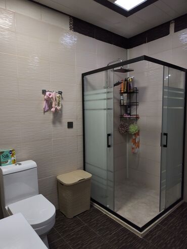 Uzunmüddətli kirayə mənzillər: Geniş və işıqlı mənzil Satilir - Planlama: geniş dəhliz, böyük yataq — 9