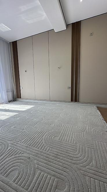 Продажа коттеджей и домов: 6 комнат и более, 412 м², 45 соток, Бишкек, ул. Матросова Собственник — 32