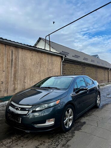 китайский автомобил: Chevrolet Volt: 2013 г., 1.6 л, Автомат, Гибрид, Хэтчбэк