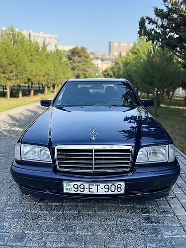 muravey satisi 2022: Mercedes-Benz C-Class: 1.8 l | 2000 il Sedan — 1