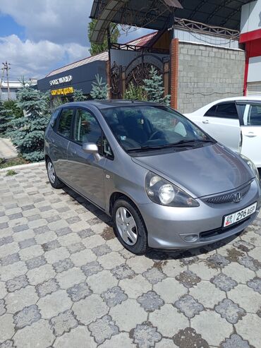 прес чөп: Honda Jazz: 2008 г., 1.4 л, Механика, Бензин, Хэтчбэк