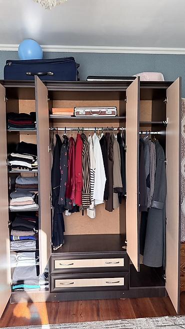 Комплекты офисной мебели: СРОЧНО ПРОДАЮ МЕБЕЛЬ ! 🏠 Все в хорошем состоянии. В комплект входит — 3