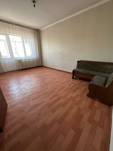 Продажа квартир: 3 комнаты, 63 м², 105 серия, 5 этаж, Старый ремонт