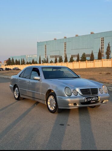 masinlar mersedes: Mercedes-Benz E 240: 2.4 l | 2000 il Sedan